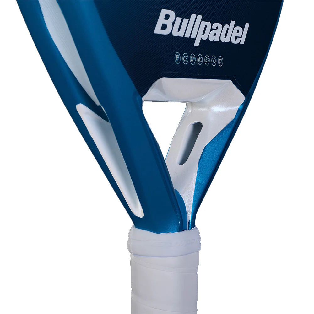 BULLPADEL PEARL Cloud 2025 BEA GONZALEZ Padel Ütő