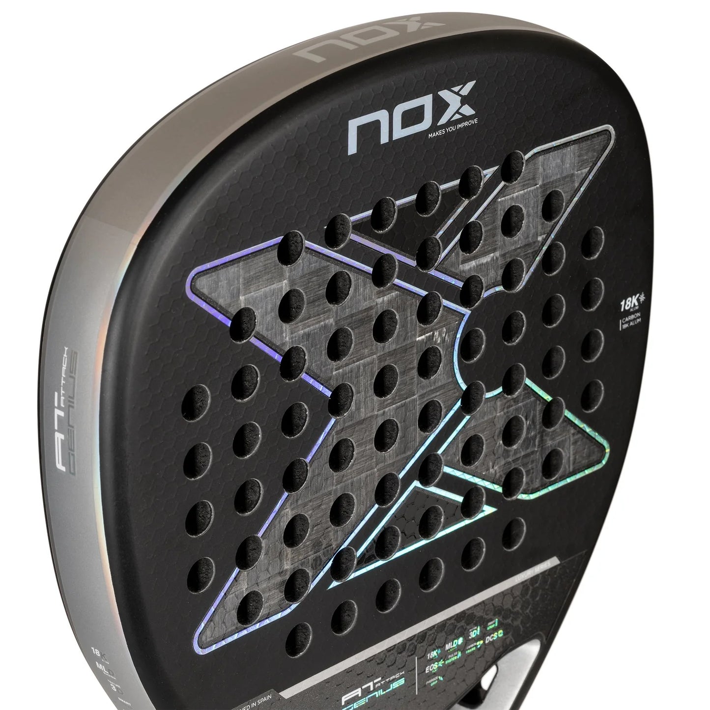 NOX AT ATTACK GENIUS LUXURY 18K BY AGUSTIN TAPIA 2024 Padel Ütő